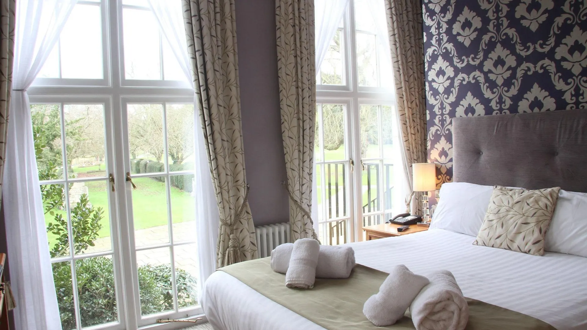 Hazlewood Castle & Spa Tadcaster 4*,