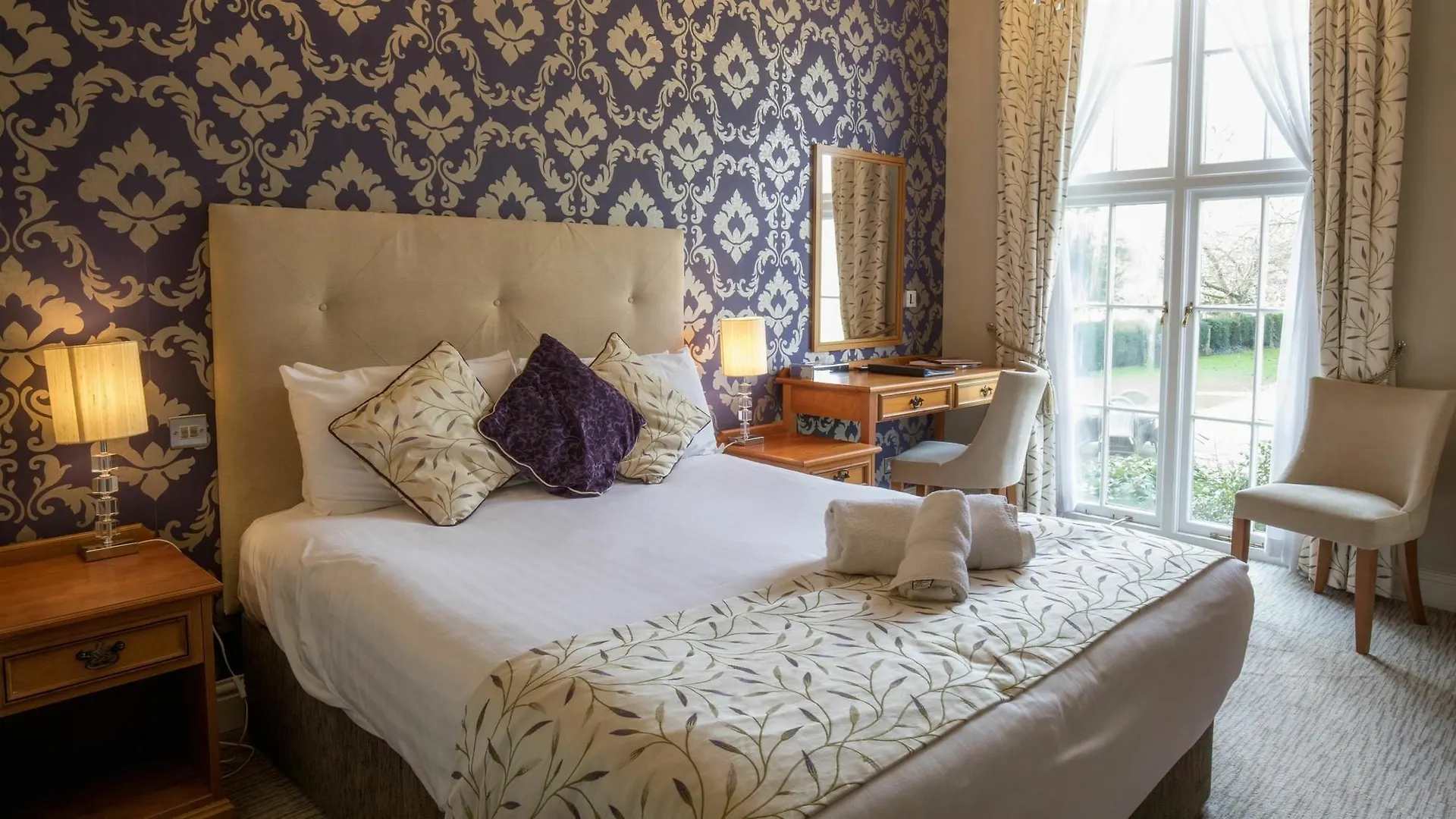 **** Hotell Hazlewood Castle & Spa Tadcaster Storbritannien